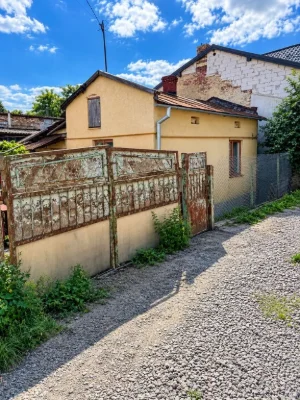 Будинок в м. Львів вул. Зимова- Бічна Варшавська(під кап  ре