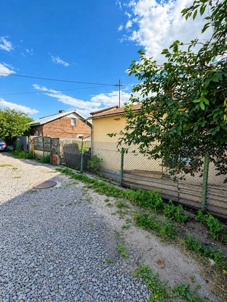 Будинок в м. Львів вул. Зимова- Бічна Варшавська(під кап  ре