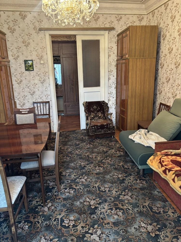 Продажа  2-х комн.квартира центр Вознесеновский 55кв.м.