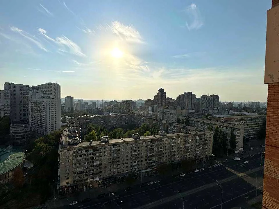 Квартира. Київ, Лесі Українки бульв.