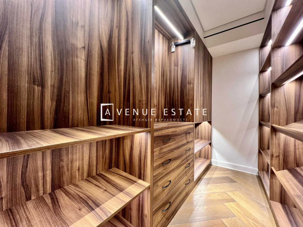 Продаж 3кім. кв. 102м² Park Avenue VIP | Парк Авеню пр-т. Го