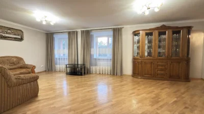Продаж 3-х кімнатної квартири на Пасічній