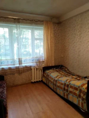 Продаж 2-кімнатної квартири,поруч з Метро Дорогожичі, Шевчен