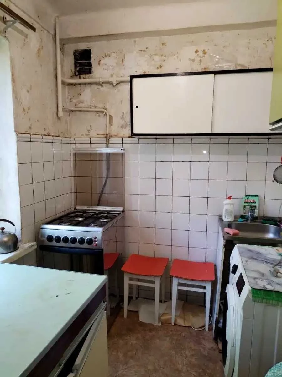 Продаж 2-кімнатної квартири,поруч з Метро Дорогожичі, Шевчен