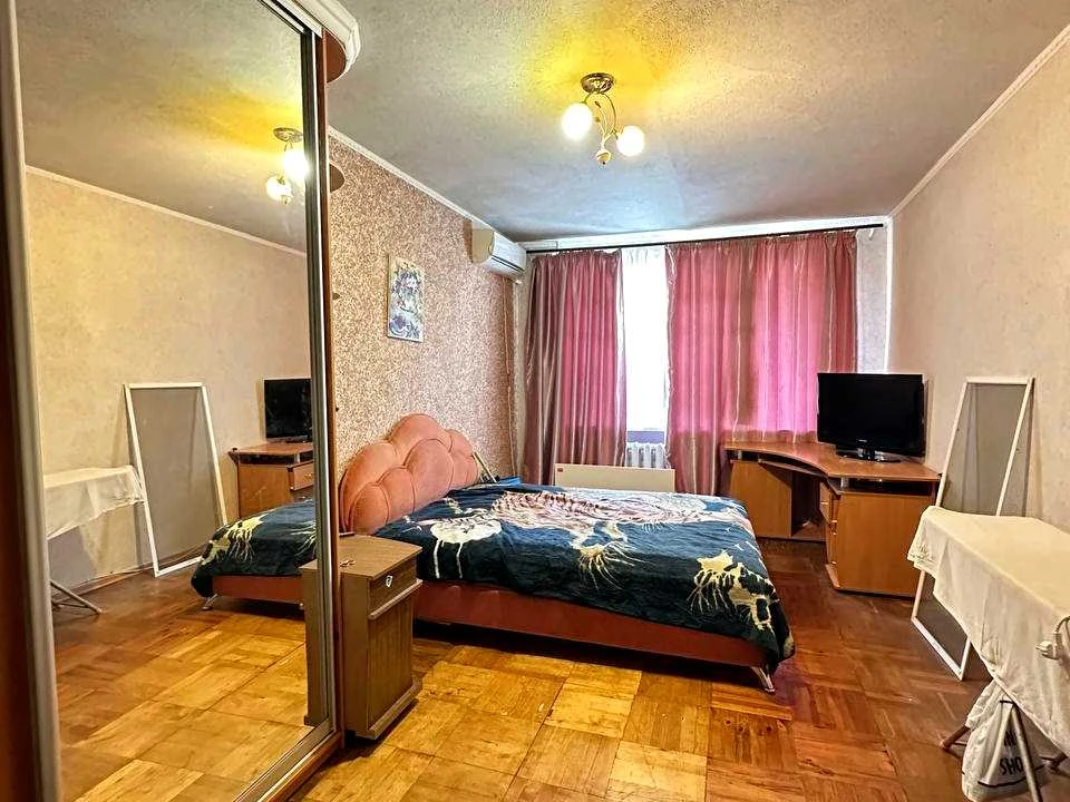 Квартира. Дніпро, Запорізьке шосе