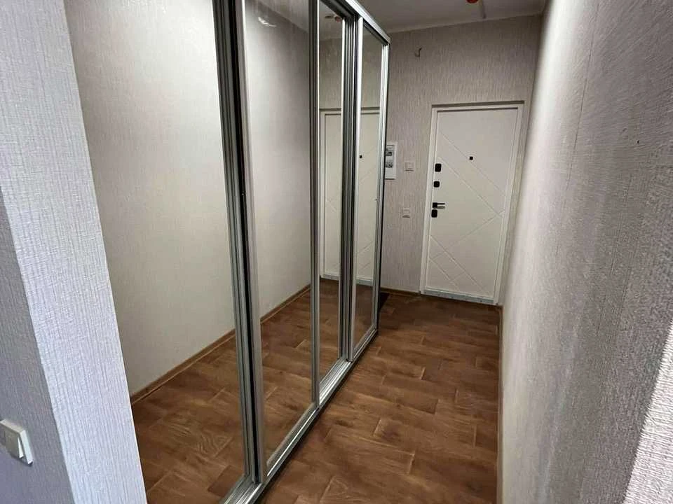 Квартира. Київ, Ревуцького вул.