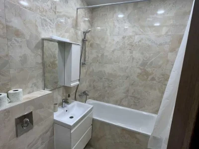 Квартира. Київ, Ревуцького вул.