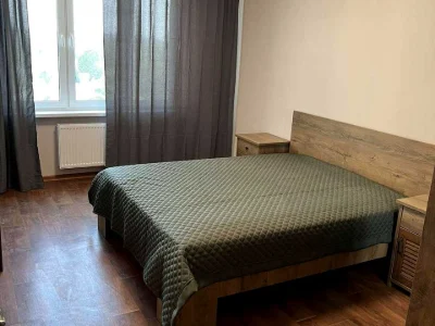Квартира. Київ, Ревуцького вул.