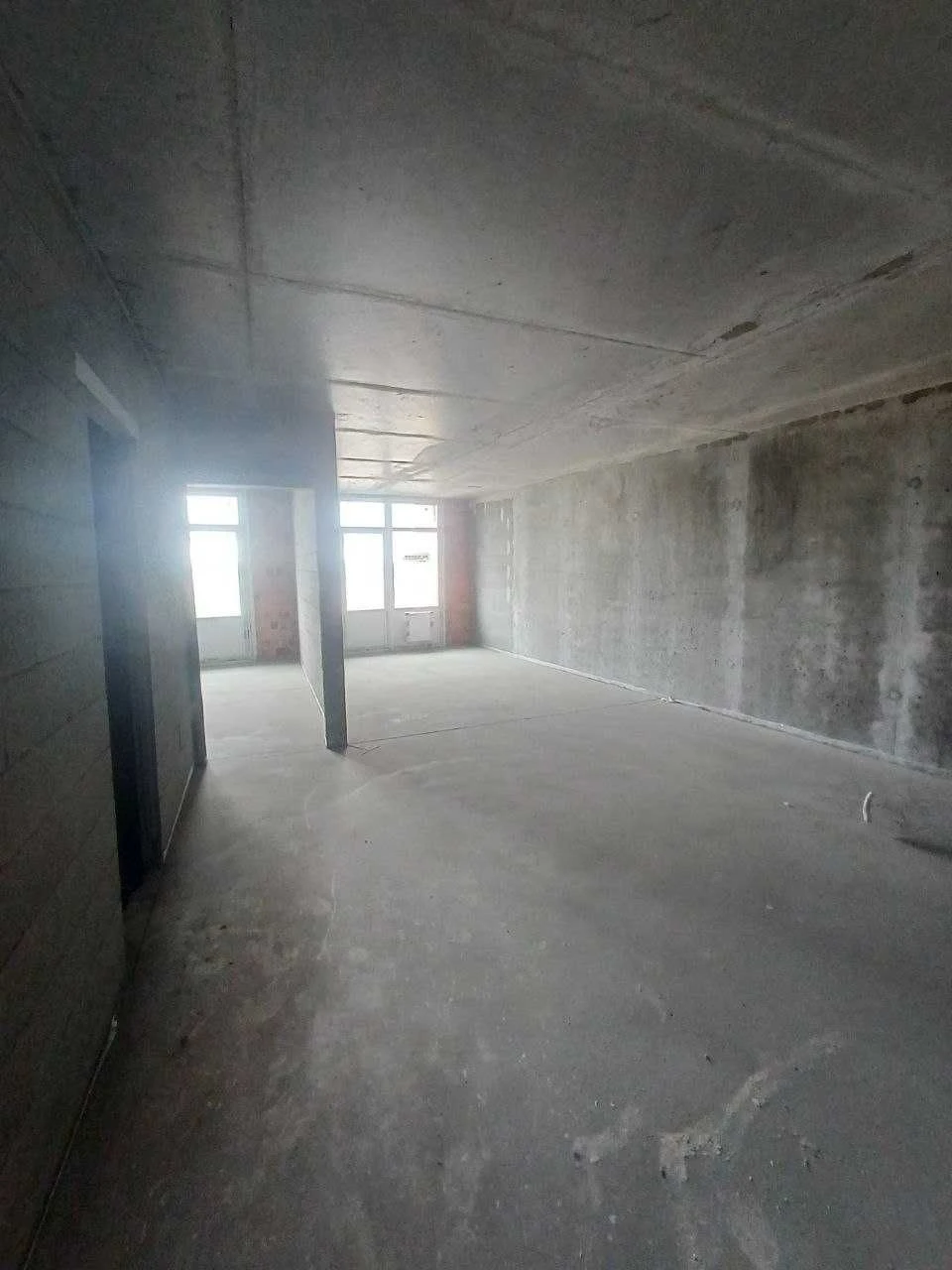 Продам 1-кімн. квартиру ( євродвушку) 52.35 м² ЖК Bereg Resi
