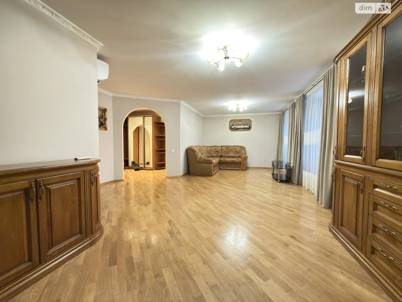 Продаж Квартира Пасічна