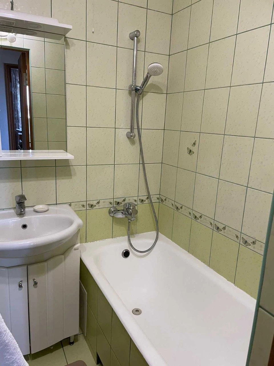 Продам 2-кімнатну Максима Кривоноса 11, працюємо з державним
