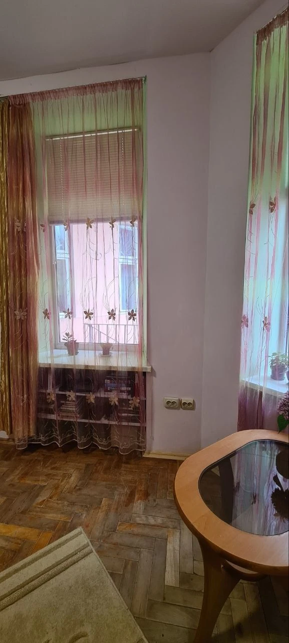 Продаж 1 комнатной квартири