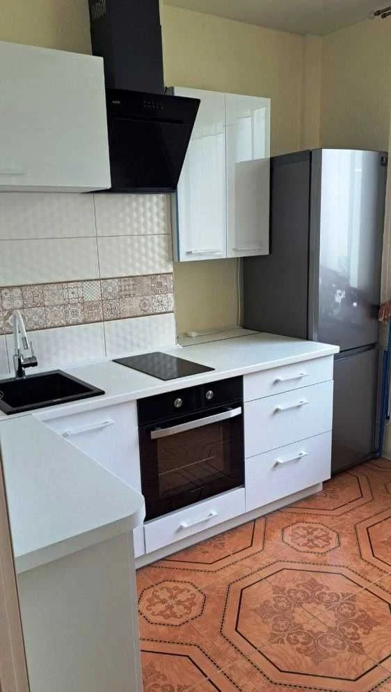 Продам 1-квартиру с ремонтом на пос.Котовского
