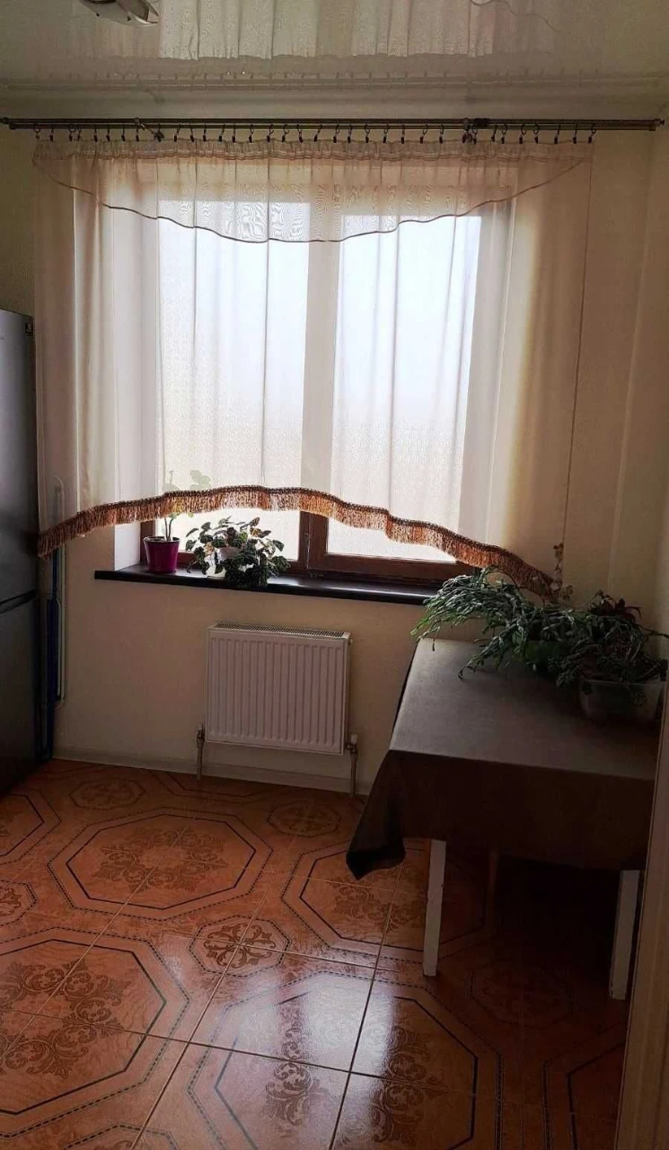 Продам 1-квартиру с ремонтом на пос.Котовского