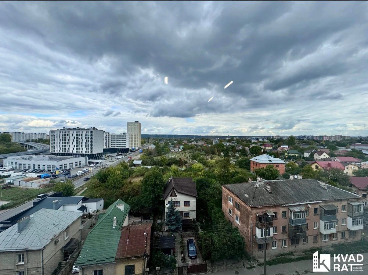 1.5 кімнатна ЦЕНТР , індивідуальне опалення ЖК Княгинин