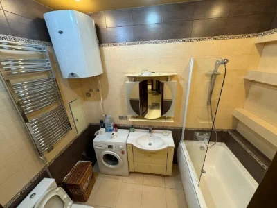 Елітна 4-к квартира 137 м² з класичним ремонтом — вул. Гонча