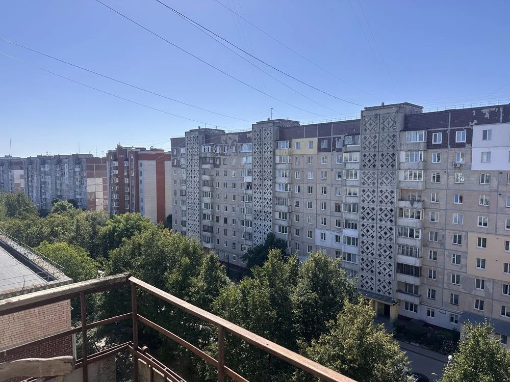 Продаж 1к квартири під ремонт в цегляному будинку Тернопіль