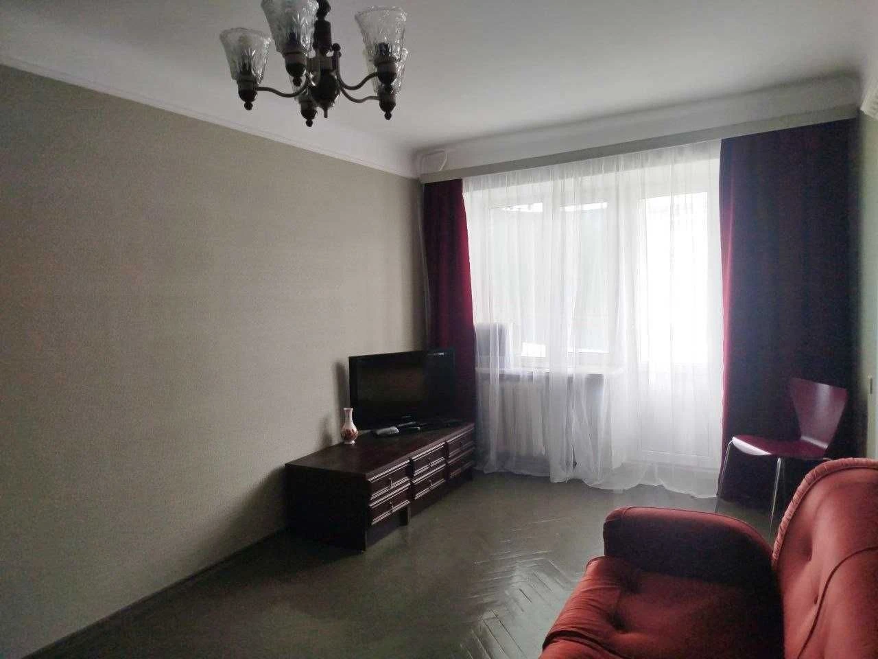 Продам 3к.кв. Кустанайська 10, ст.м. Деміївська