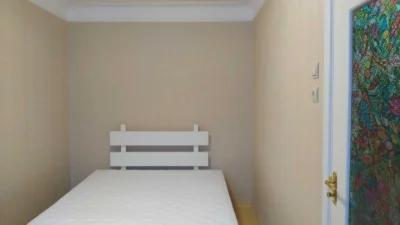 Продам 3к.кв. Кустанайська 10, ст.м. Деміївська