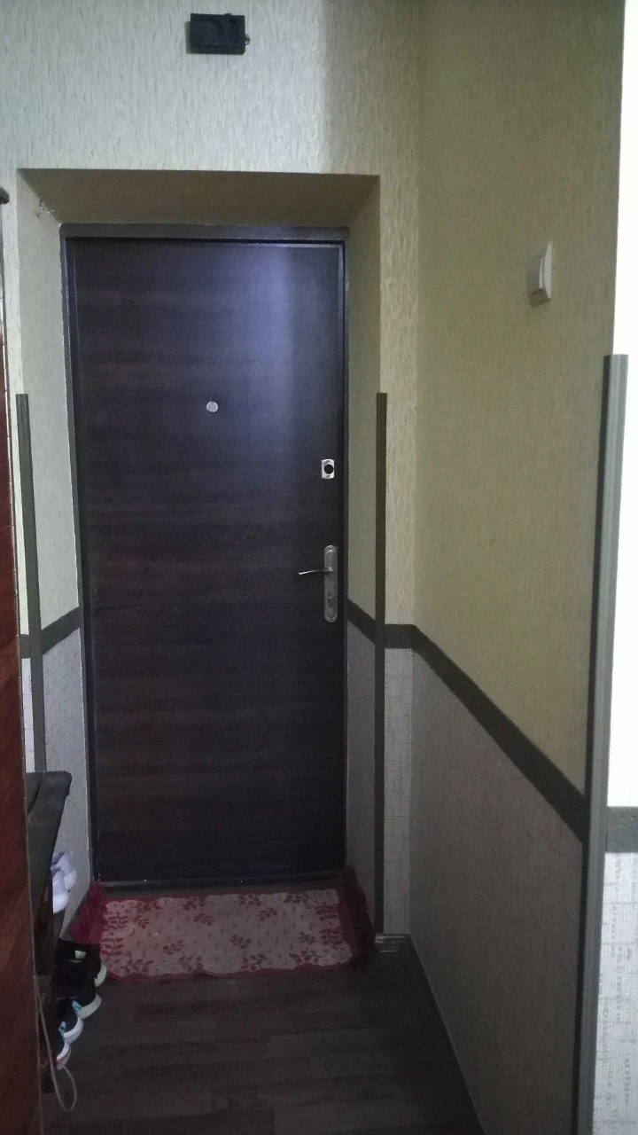 Продам 3к.кв. Кустанайська 10, ст.м. Деміївська