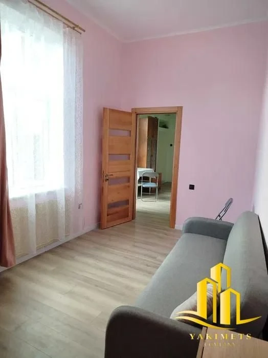 Продається 2-к.кв. в центрі