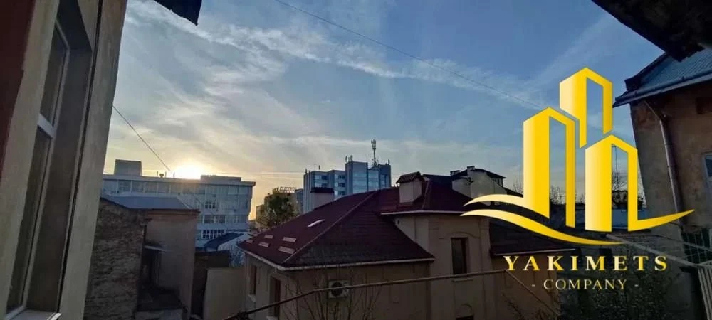 Продається 2-к.кв. в центрі