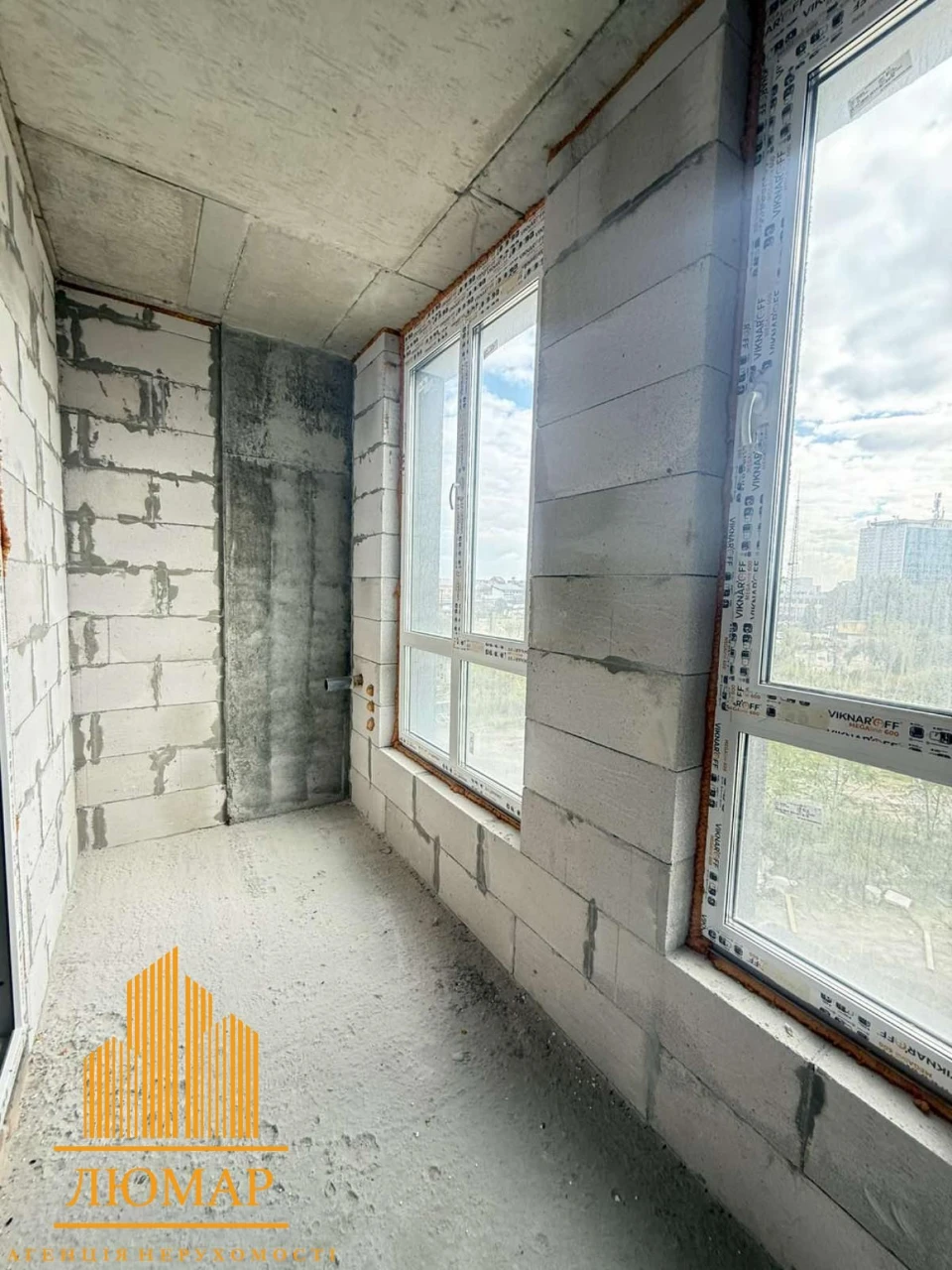 Продаж 2 кімн. квартирив новобудові  вул. Б.Хмельницького