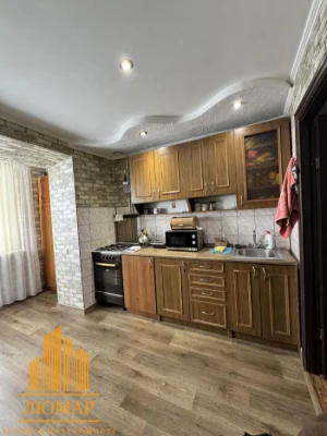 Продаж 2 кімн. квартири у цегляному будинку вул Миколайчука