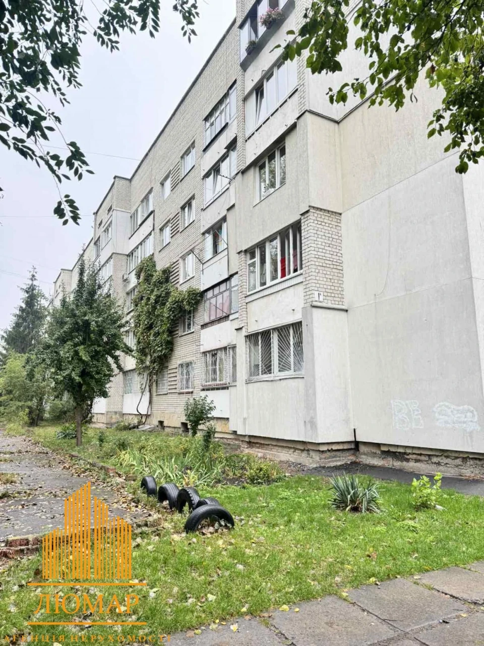 Продаж 2 кімн. квартири у цегляному будинку вул Миколайчука