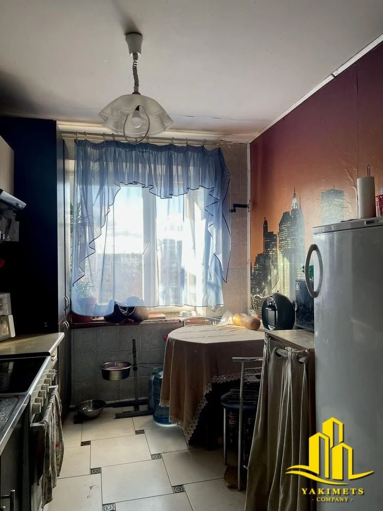 Продаж 2-к квартира Сихів