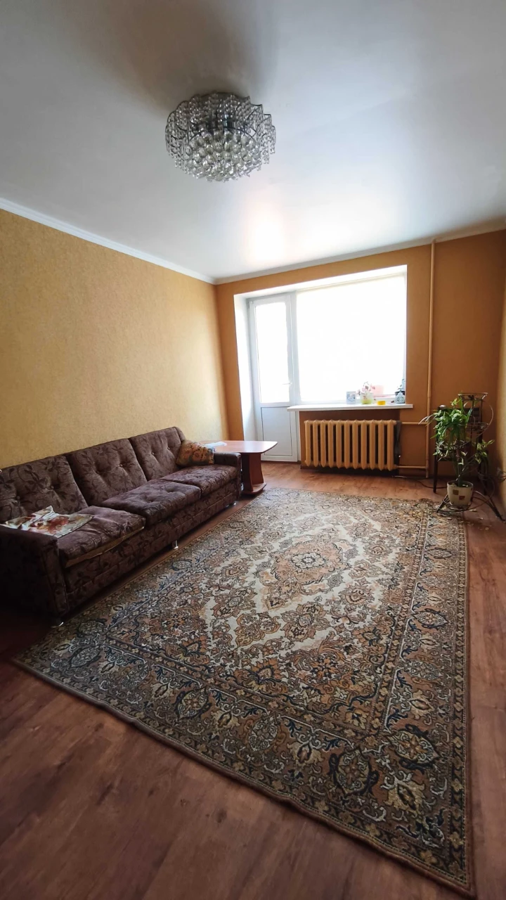 Продаж 4-х кімнатної квартири, Центр.