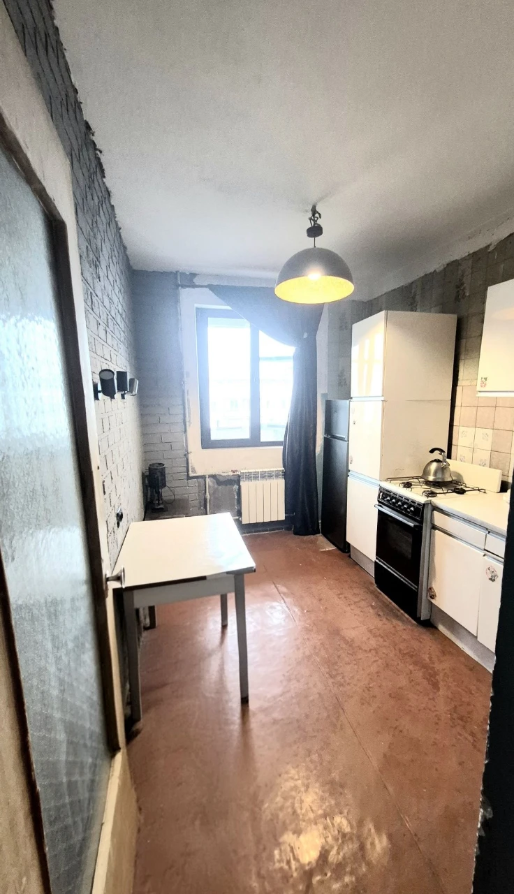 Продам 2-комнатную, улучшенной планировки