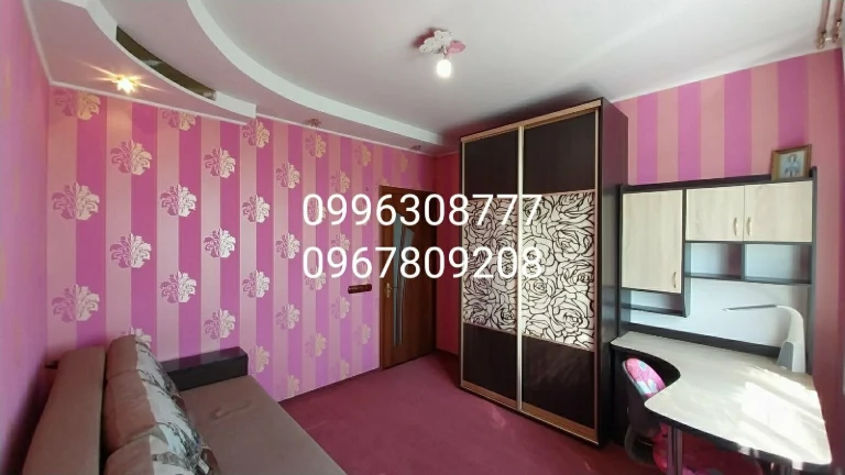 Selling a 2-room apartment with an improved layout near Metro.