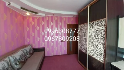 Selling a 2-room apartment with an improved layout near Metro.