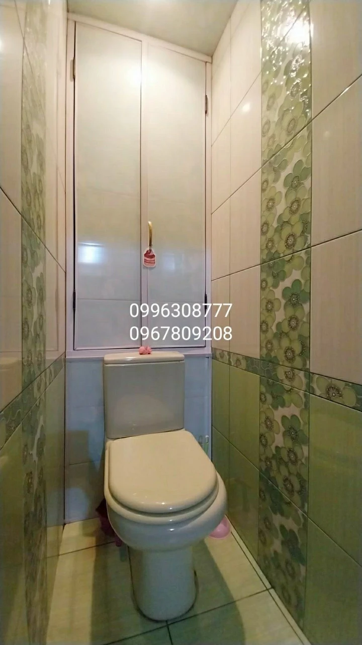 Selling a 2-room apartment with an improved layout near Metro.