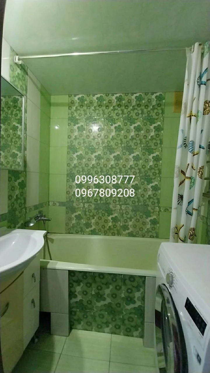 Selling a 2-room apartment with an improved layout near Metro.
