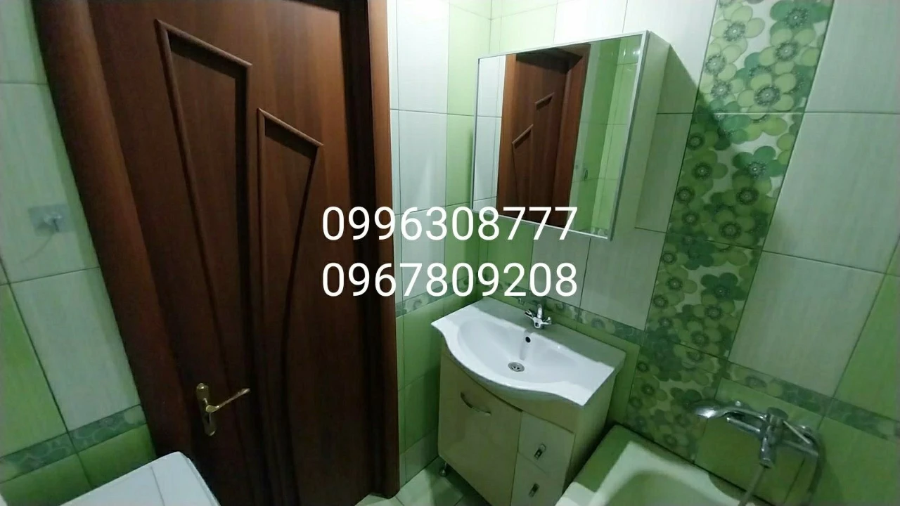 Selling a 2-room apartment with an improved layout near Metro.