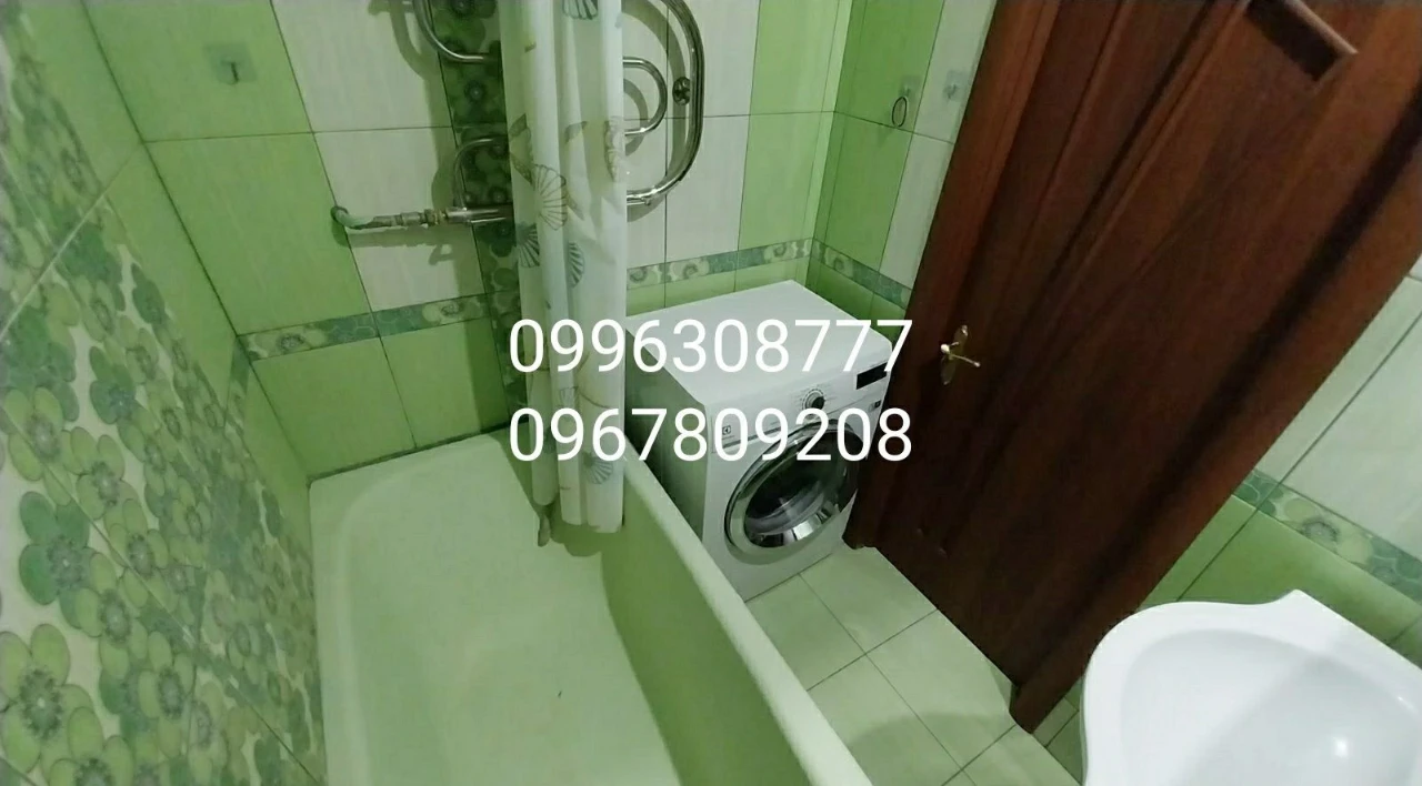 Selling a 2-room apartment with an improved layout near Metro.