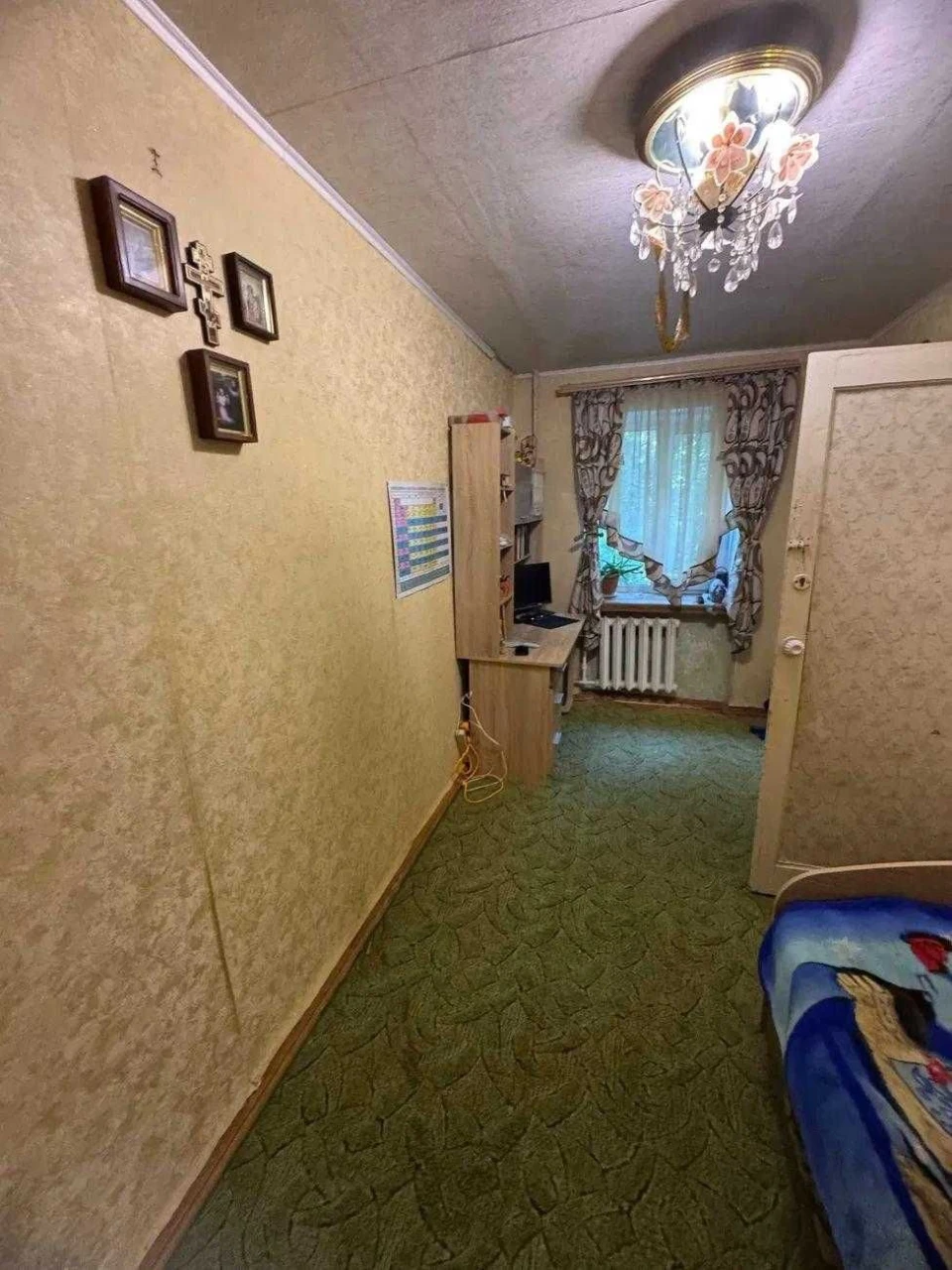 Продам 3-кімнатну квартиру на вул. 12 Квітня