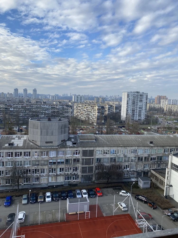 Продаж квартири 30,6 кв м ЖК Комфорт таун