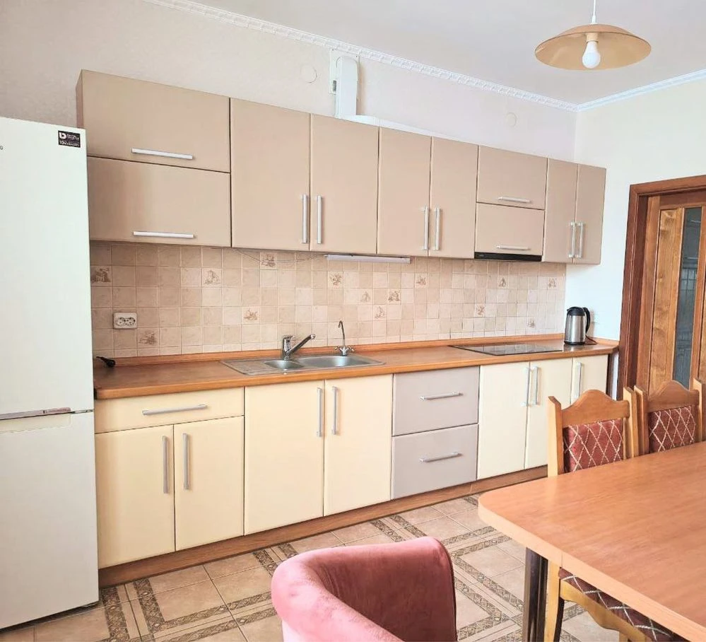 Продаж 3к квартири від власника Кадетський гай 3