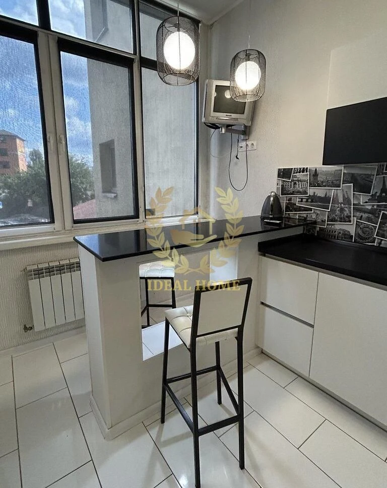Продаж 1-кімн квартири 46м, Київ, ЖК Мега Сіті