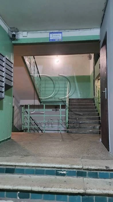 Продаж 3-кімнатної квартири з ремонтом на Вацлава Гавела, 38