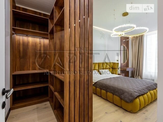 Продаж 2к квартири 85 кв. м на вул. Звіринецька 70А • ID 346