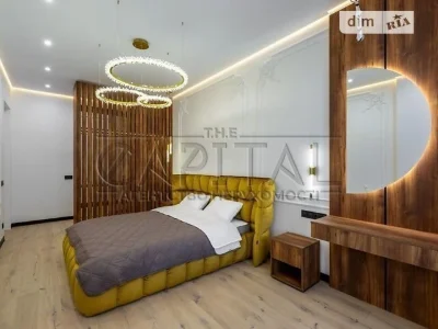Продаж 2к квартири 85 кв. м на вул. Звіринецька 70А • ID 346