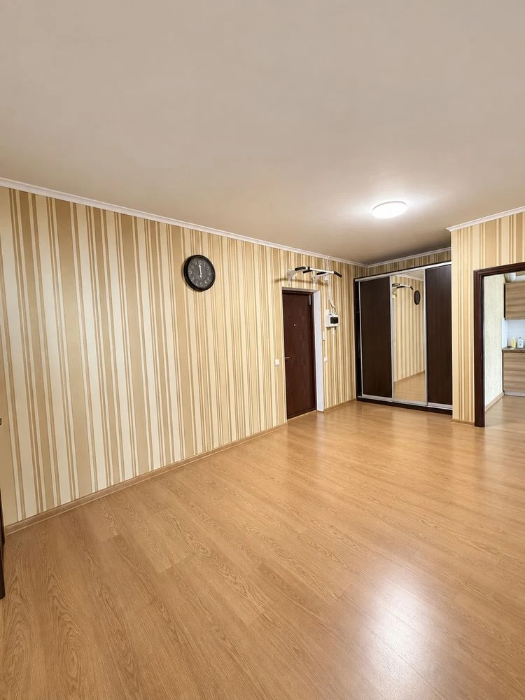 ВИДОВА 2-к квартира - Дніпровська набережна, 26Б, Осокорки,