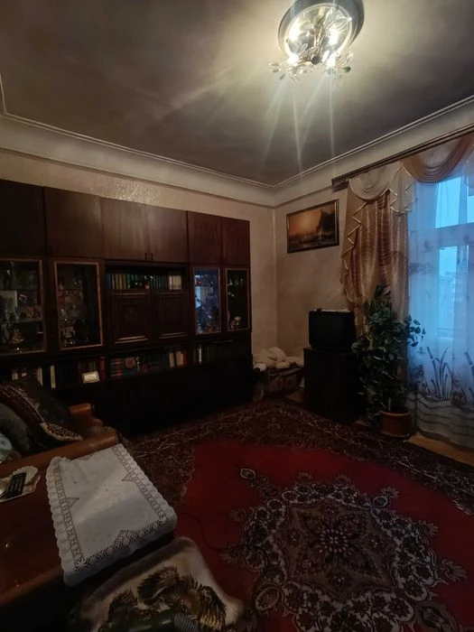 Selling 2 apartments in New Bavaria center, Kitaenko str., 4, Stalin-era building