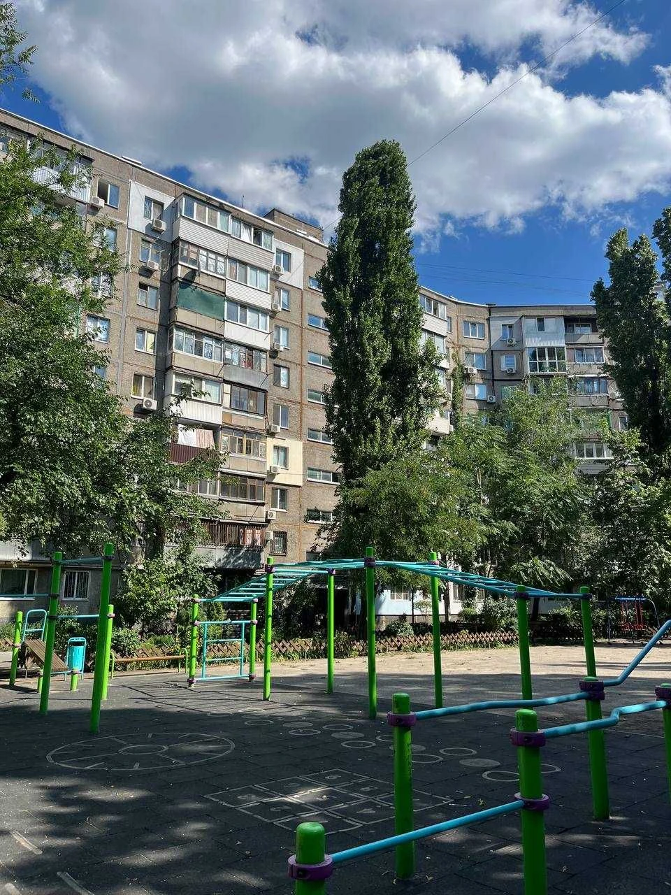 Продам 2 кімнатну квартиру  ЖМ Перемога Парк Прибрежний 6/9
