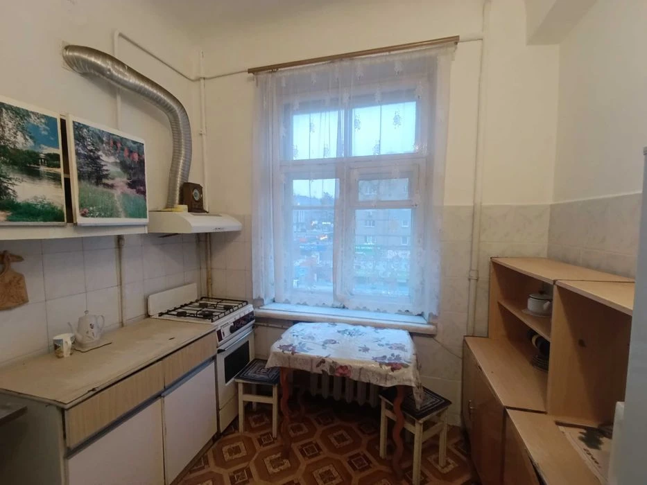 Selling 2 apartments in New Bavaria center, Kitaenko str., 4, Stalin-era building