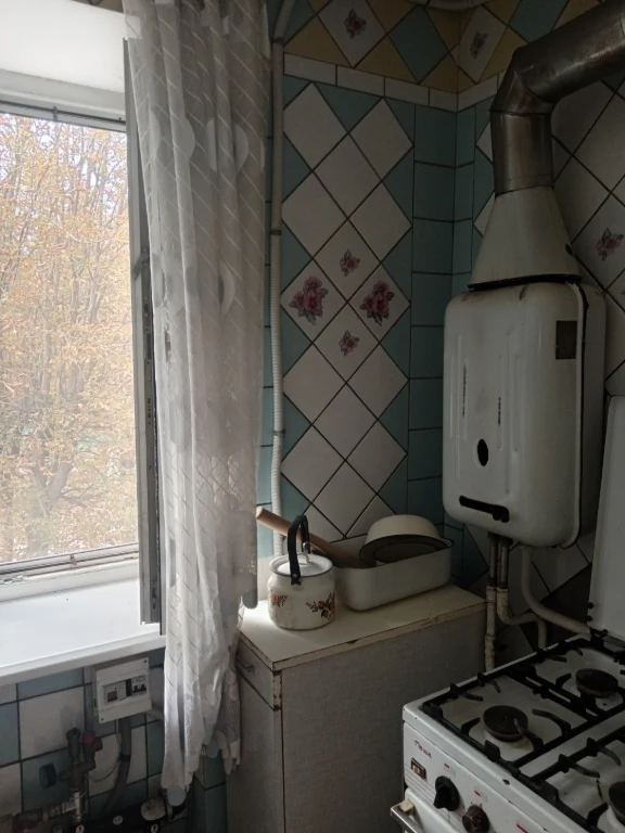 Продам 2ком квартиру. Р-н пр. А. Поля
